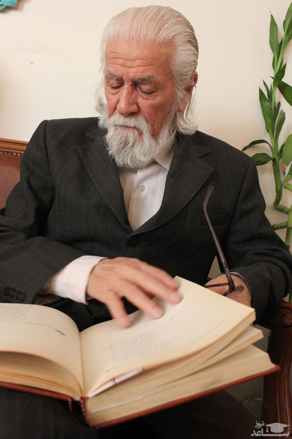 حمید سبزواری