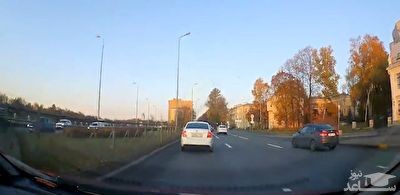 (فیلم) چپ شدن ناگهانی خودرو حین لایی کشیدن
