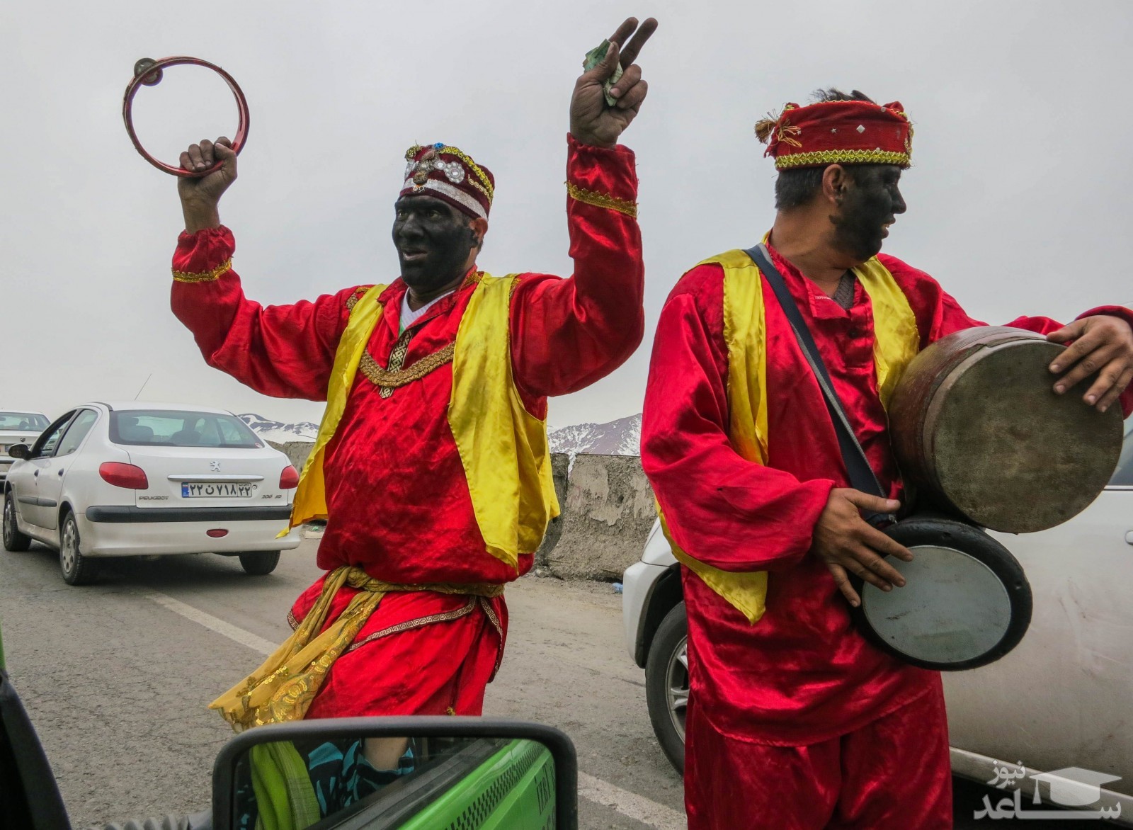 (عکس) این هم از حاجی فیروز سفید!