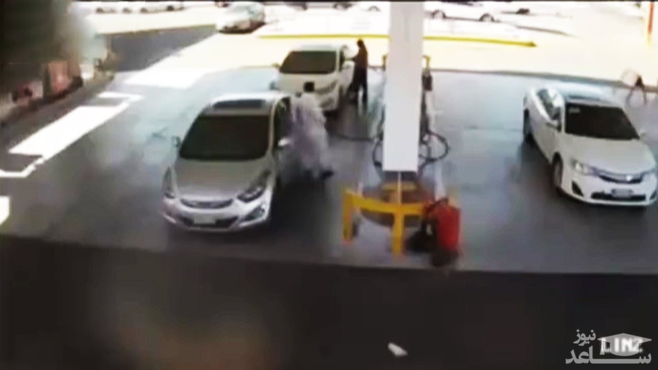 (فیلم) انفجار وحشتناک مخزن پمپ بنزین 