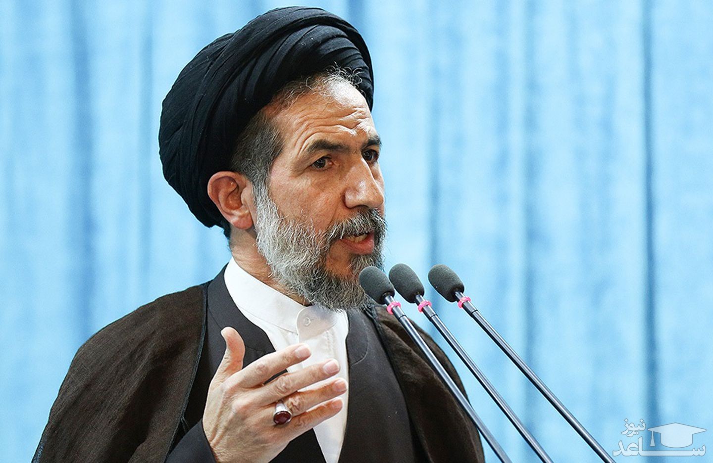 خطیب نماز جمعه تهران: مشکلات اقتصادی نتیجه سیاست‌های اقتصادی دهه‌های گذشته است