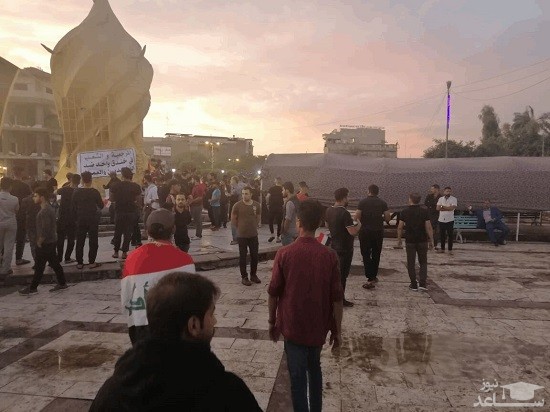 تجمع دوباره در برابر کنسولگری ایران در کربلا