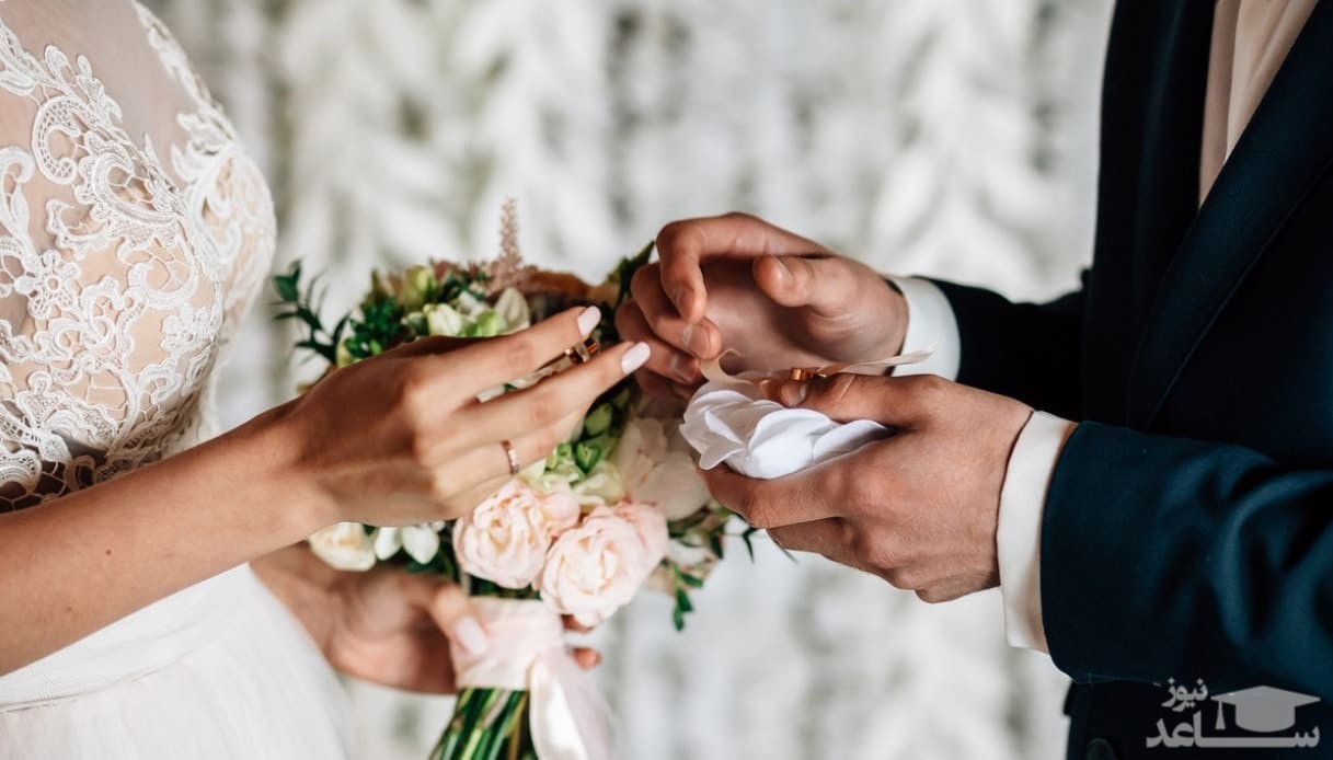 ازدواج یک پسر با دختر انیمیشنی و مجازی!