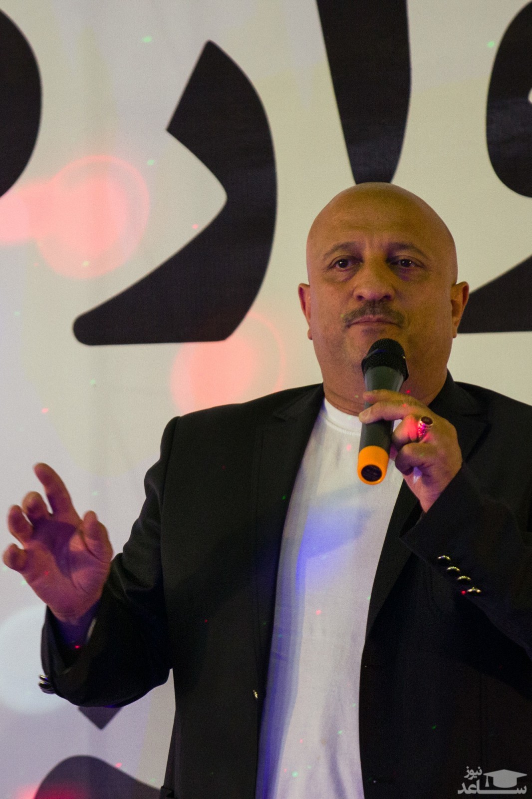 حضور مسعود روشن پژوه در مراسم تشییع آزاده نامداری