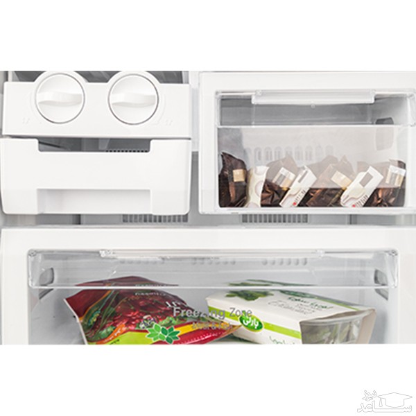 فضای داخلی فریزر سام مدل RL460