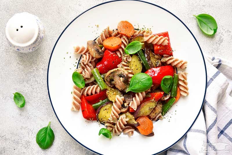 روش تهیه سالاد ماکارونی با قارچ با طعم بی نظیر