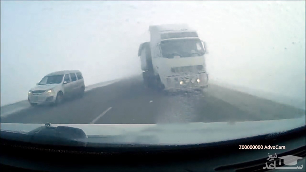 (فیلم) مهارت شگفت انگیز گریز از تصادف توسط راننده روس