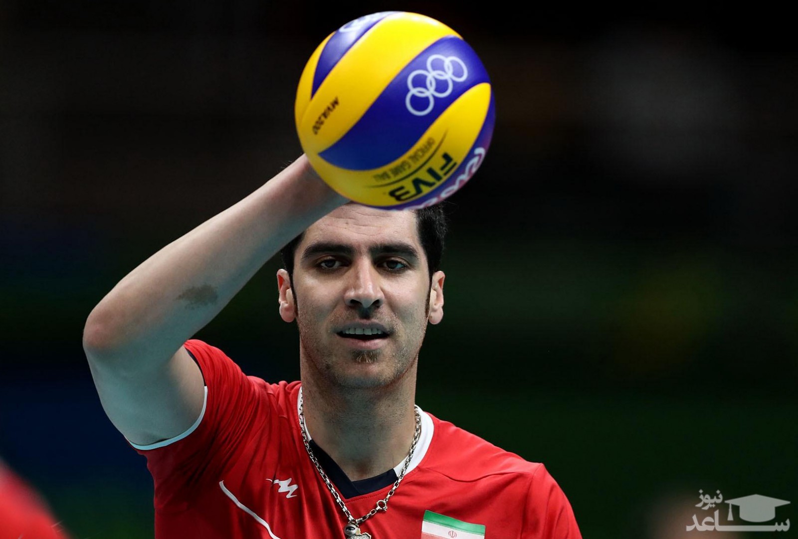 شهرام محمودی در کنار همسرش