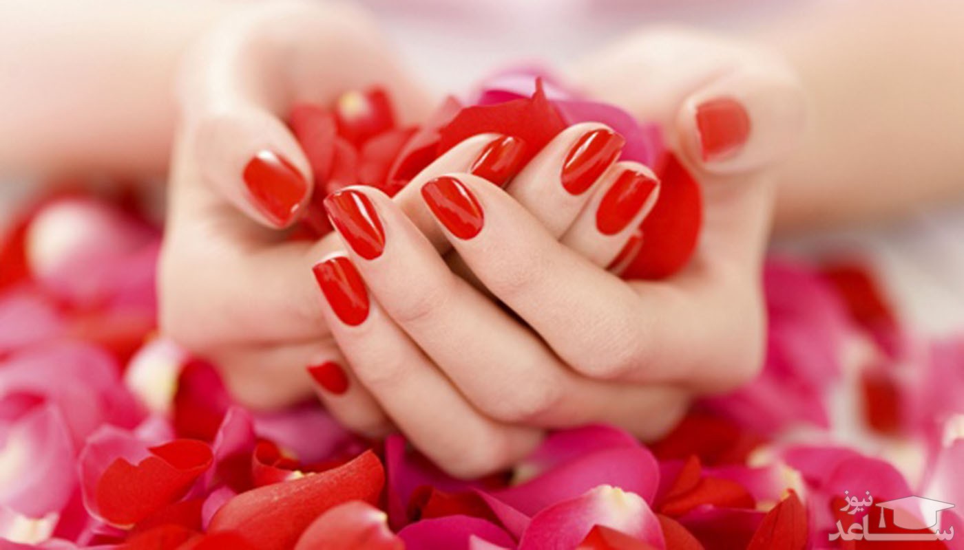 عجیب ترین آرایش ناخن با استفاده از میگو