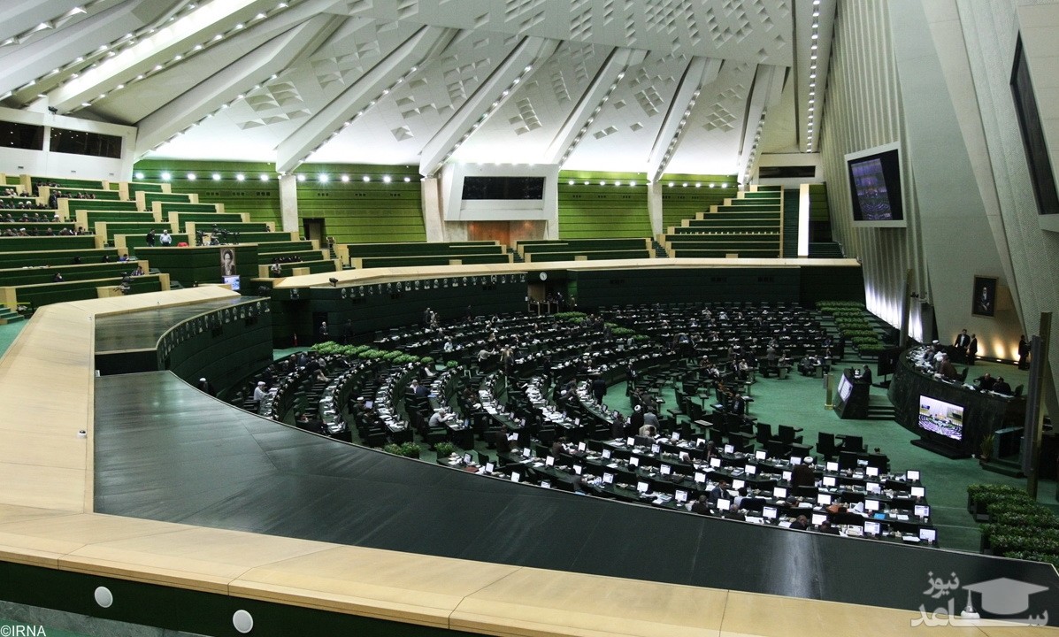 قیمت پیشنهادی دلار در بودجه سال آینده چقدر است؟