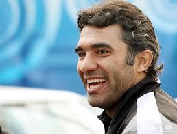 احمدرضا عابدزاده و همسرش در خانه