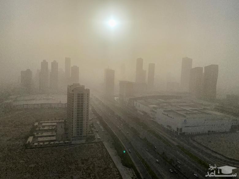 توفان ریزگرد در شهر منامه بحرین/ رویترز
