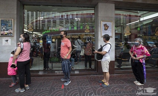 آیا فاصله‌گذاری اجتماعی باید تا ۲۰۲۲ رعایت شود؟