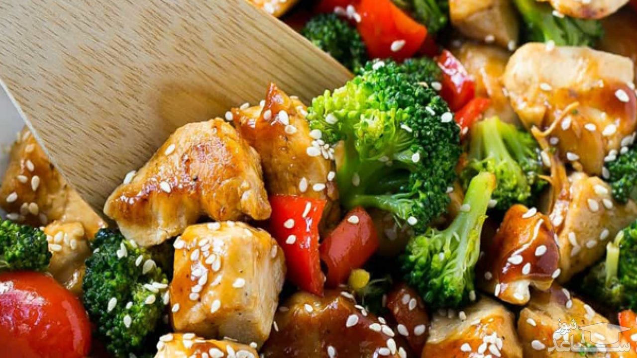 روش تهیه خوراک مرغ و سبزیجات تنوری خوشمزه