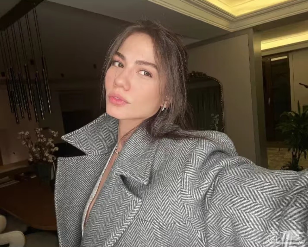 پوستر چهره بدون آرایش دمت اوزدمیر