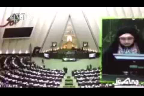(فیلم) نطق جنجالی پروانه سلحشوری خطاب به رهبر انقلاب