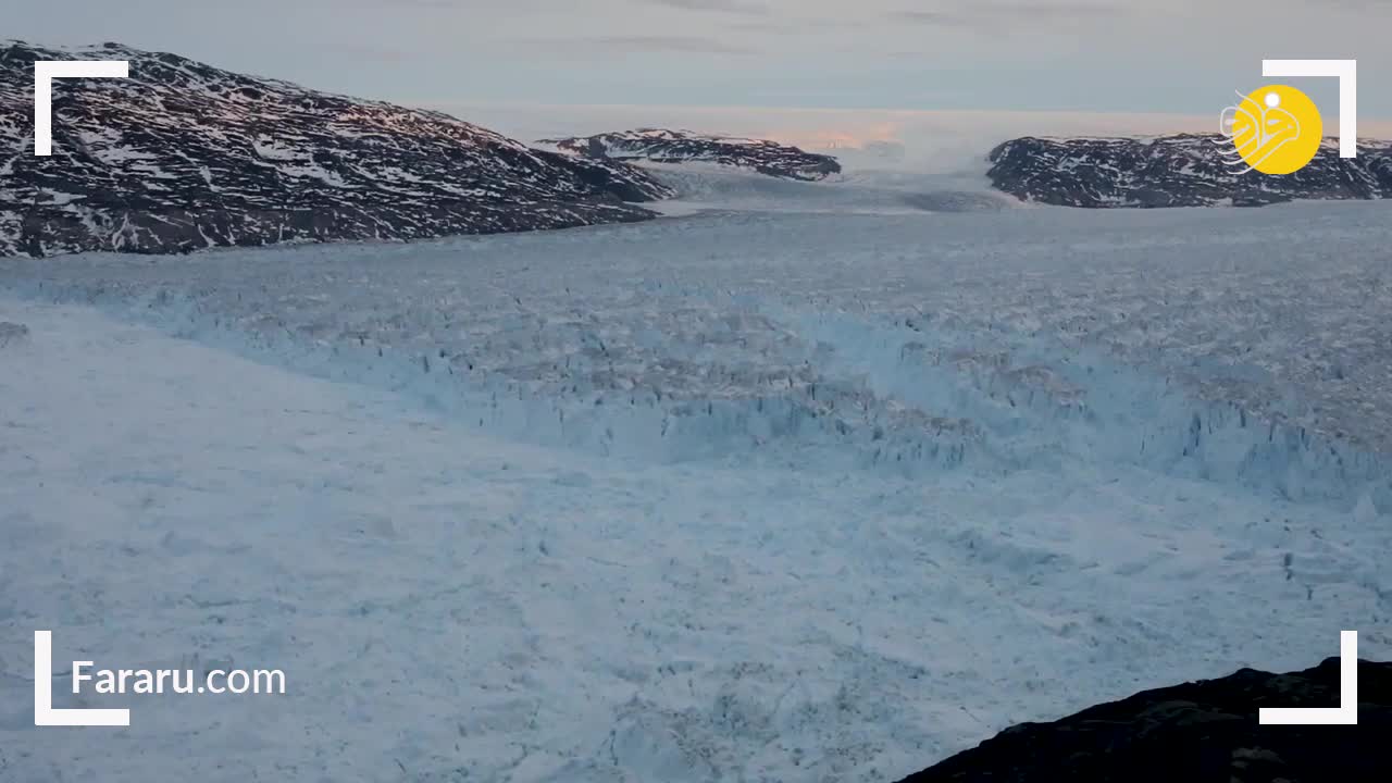 (فیلم) تصاویر تکان دهنده‌ای از آب شدن یخ‌های قطبی