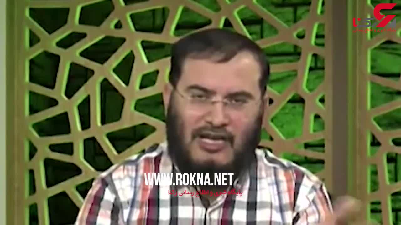 (فیلم) سوتی عجیب مجری شبکه وهابی روی آنتن زنده 