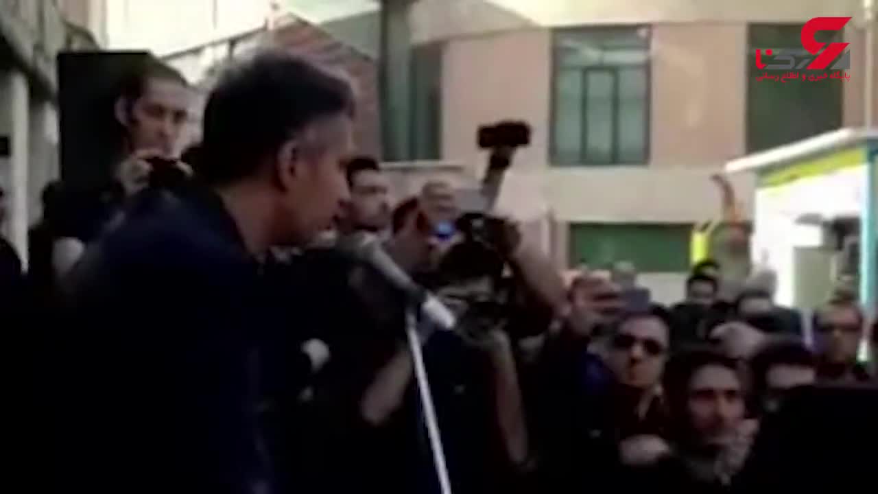 (فیلم) صحبت های عادل فردوسی‌پور در مراسم تشییع پیکر مهدی شادمانی