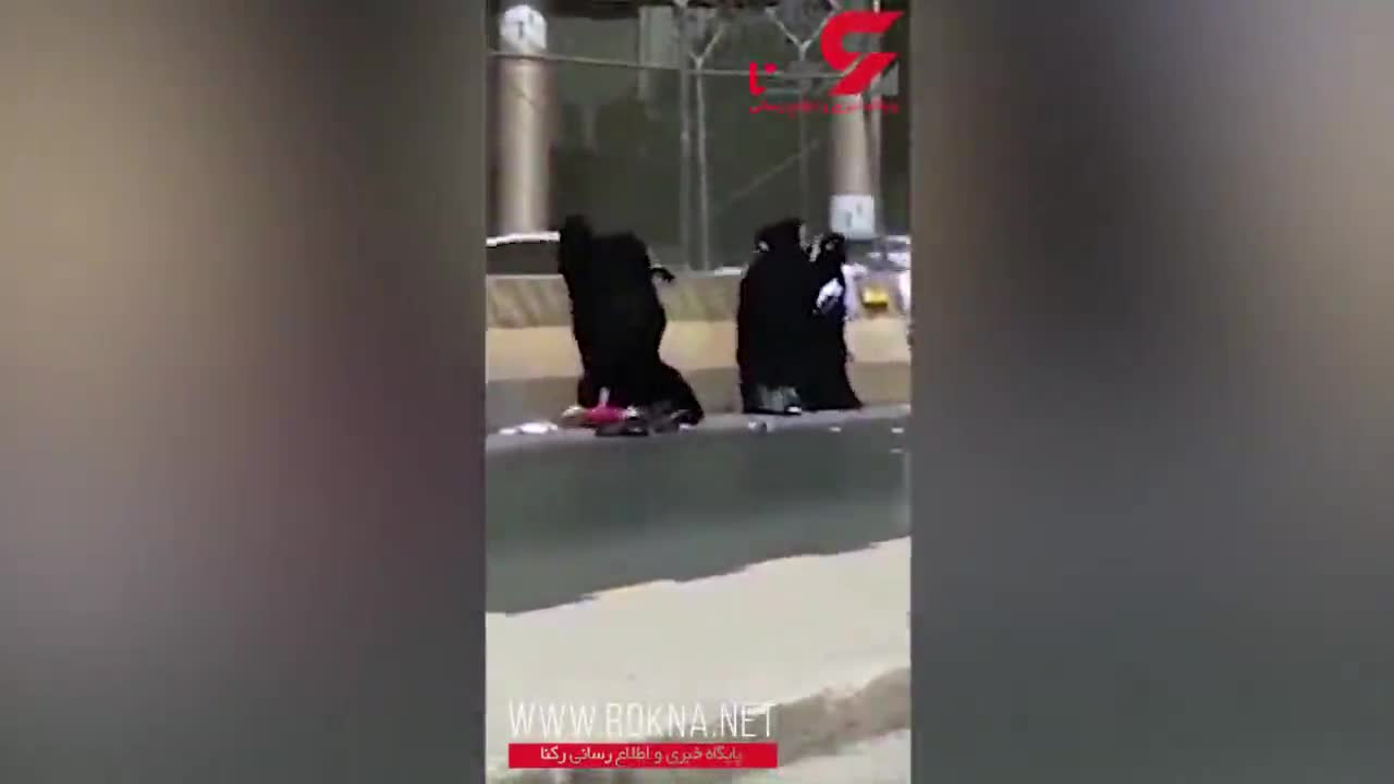 (فیلم) لحظه کتک کاری وحشتناک 4 زن چادری در خیابان