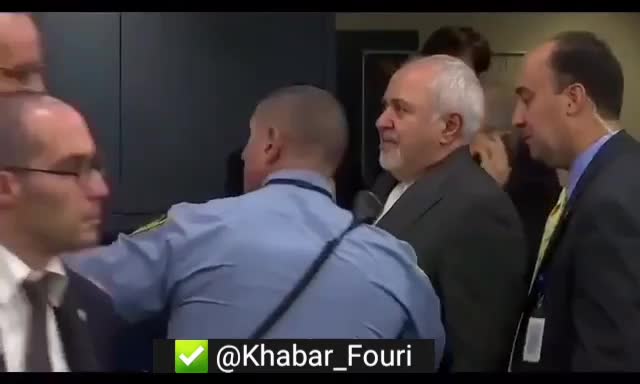 ویدئوی کامل از لحظه جنجالی ممانعت پلیس آمریکایی از خروج ظریف در سازمان ملل