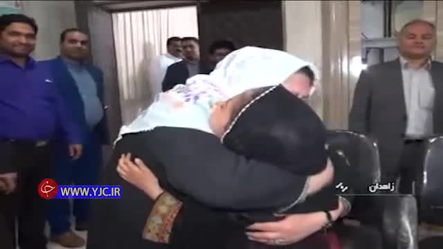 (فیلم) باران شیخی به آغوش مادرش بازگشت