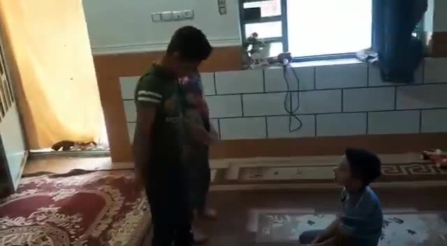 (فیلم) جالب بچه مدرسه‌ای‌ها در ایام کرونا!