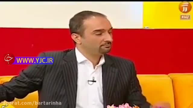 (فیلم) خداحافظی متفاوت گوینده ایرانی در برنامه زنده