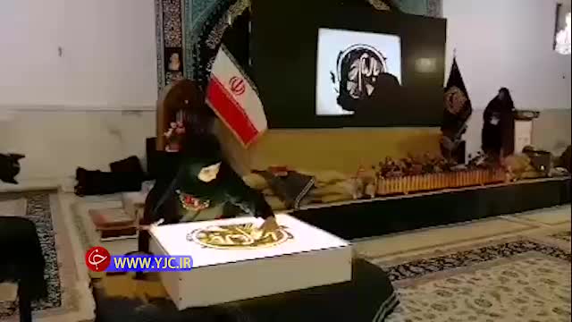 (فیلم) هنرنمایی دیدنی قهرمان عصر جدید در حرم امام رضا(ع)