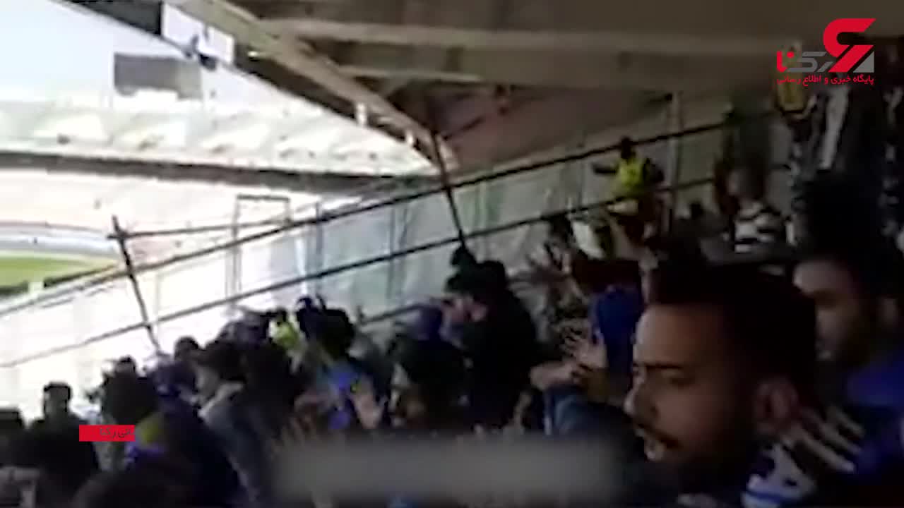 (فیلم) همخوانی استقلالی‌ها به یاد دختر آبی در استادیوم آزادی