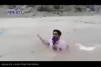(فیلم) خبرنگار هندی روی دست حسینی‌بای زد!