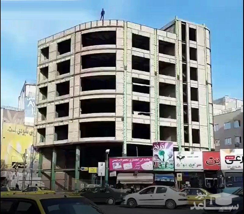 فیلم خودکشی پسر جوان از بالای ساختمان نیمه کاره در اردبیل