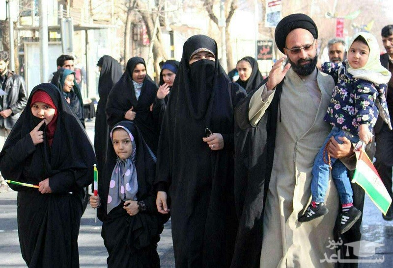 فیلم توصیه های بسیار جنجالی همسر خانم کارشناس یزدی!