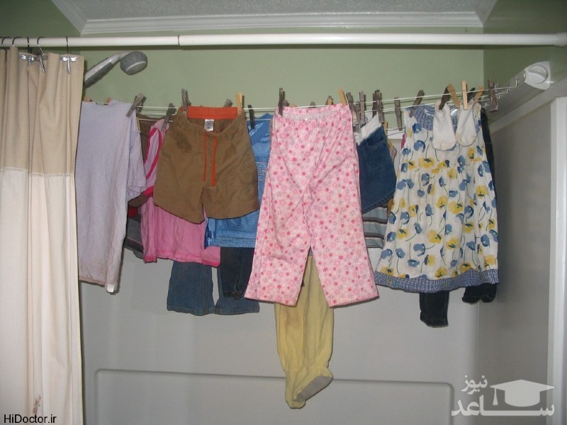 لباس هایمان را  به هیچ وجه در خانه خشک نکنیم!