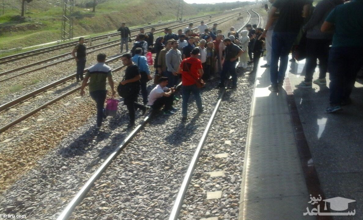 چرا مردم در مترو کرج تجمع کردند؟