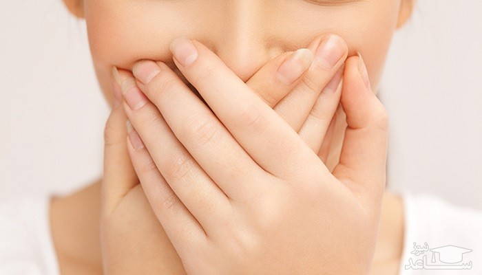 چه بیماری هایی باعث بدبویی دهان میشود؟