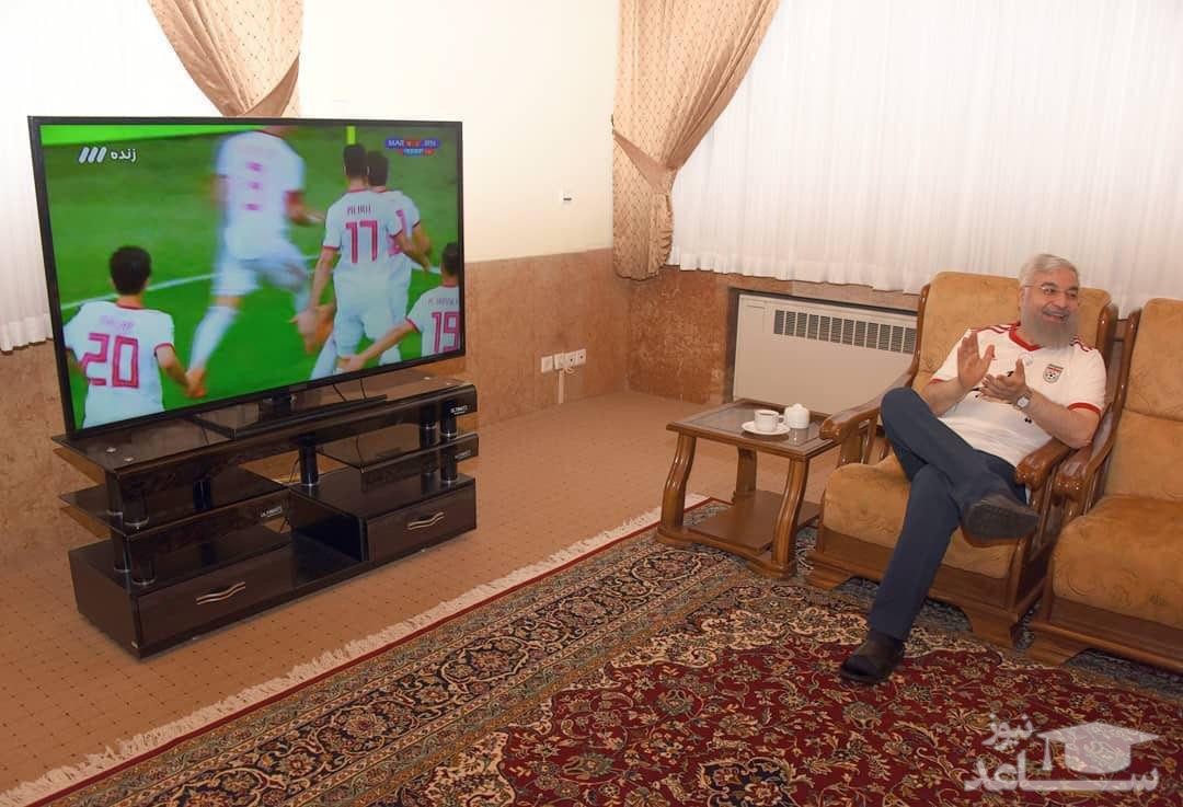 تصویری از آقای روحانی با لباس تیم ملی