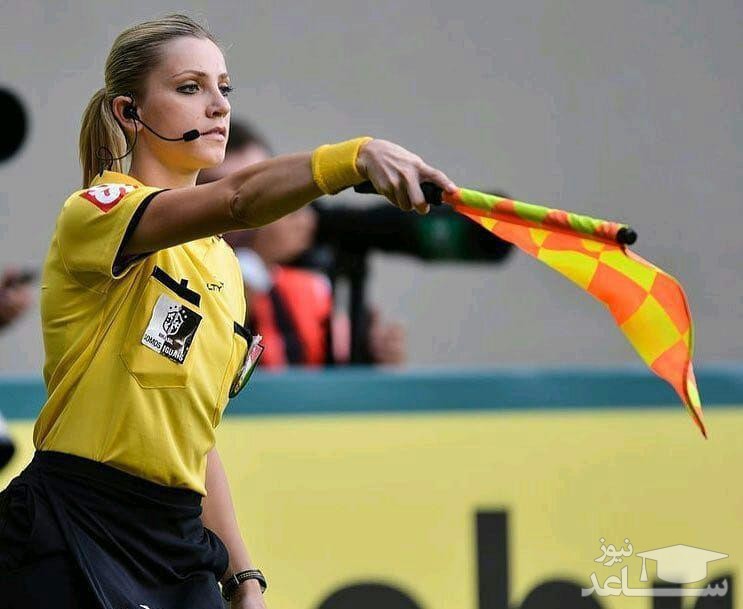 تصاویرفرناندو کلومبو اولین کمک داور زن در جام جهانی