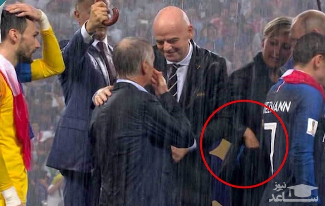 (فیلم) سرقت مدال جام جهانی ۲۰۱۸ توسط یک زن