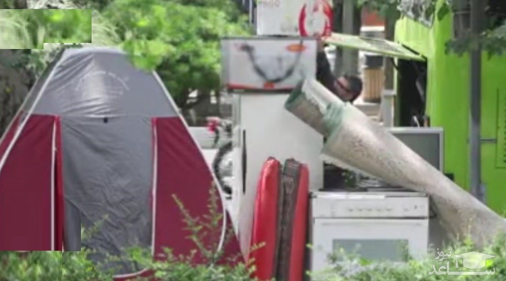 (فیلم) واکنش‌عجیب‌ مردم به خیابان‌نشینی خانواده‌ای که کرایه خانه نداشتند