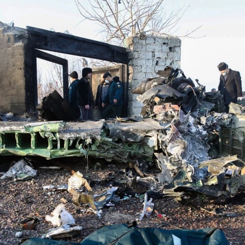 9شبهه درباره سقوط هواپیمایی اوکراینی/ چرا در ابتدا نیروهای مسلح، اصابت موشک را تکذیب کردند؟