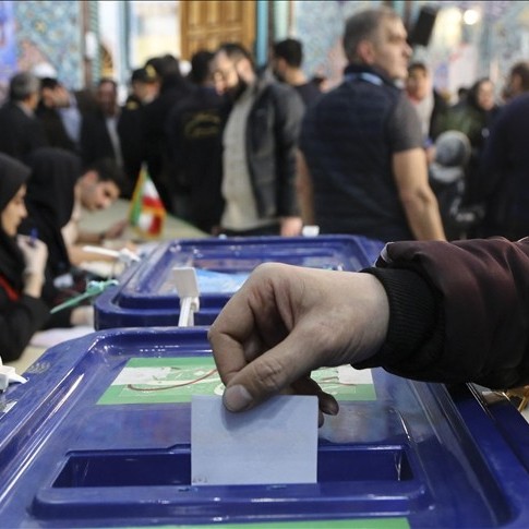ابراز امیدواری محمدرضا عارف برای رای دادن مردم