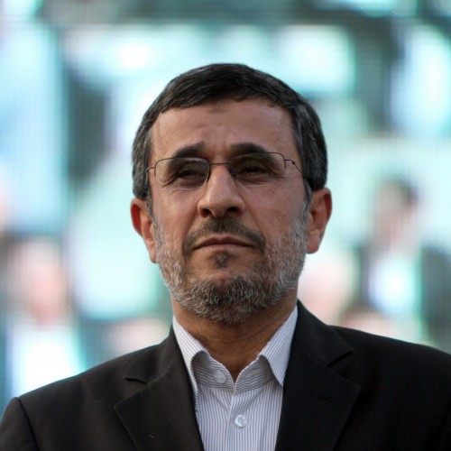 اگر احمدی‌ن‍ژاد برای شرکت در انتخابات مجوز بگیرد، کشور دچار بحرانی عجیب خواهد شد