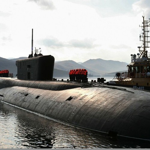 آمریکا یک زیردریایی اتمی به خلیج فارس اعزام کرد/ ماجرا چیست؟