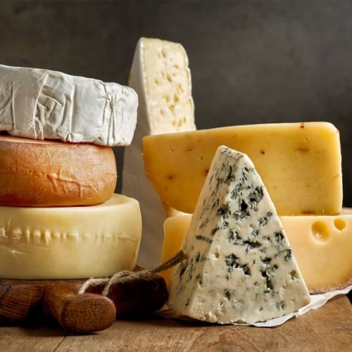 10 نوع پنیر و ویژگی آن ها