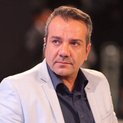 آقای مجری، آنتن زنده جای کل‌کل‌های هواداری نیست!