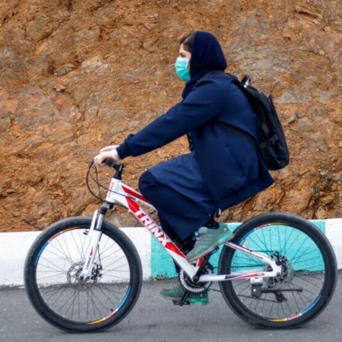 آشنایی با نظرات مراجع تقلید درباره دوچرخه سواری بانوان