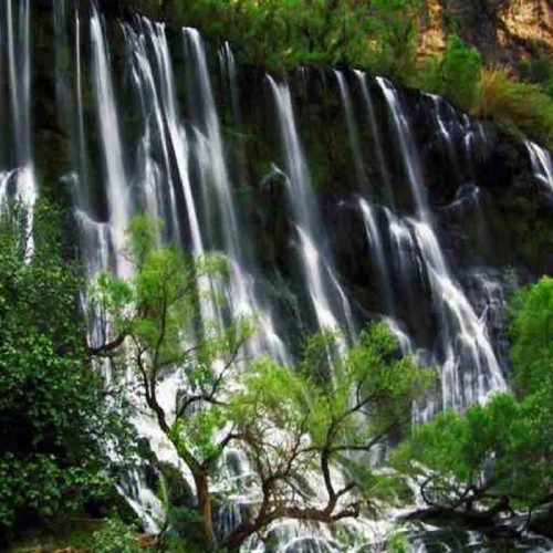 آشنایی با آبشار فصلی چم‌آو