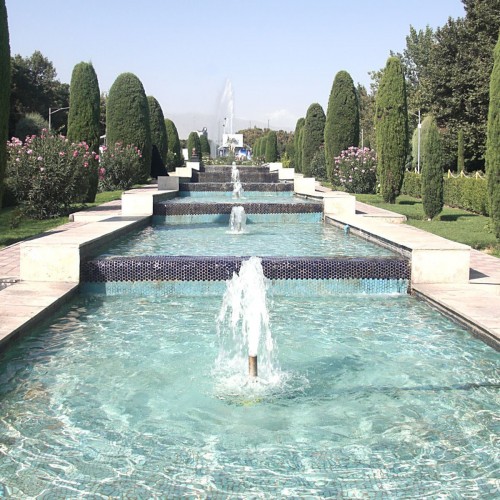 آشنایی با جاذبه های پارک لاله تهران