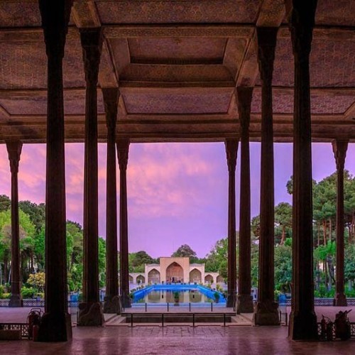 آشنایی با زیبایی های کاخ چهل‌ستون اصفهان